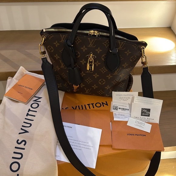 Louis Vuitton Handbags - Louis Vuitton Flower Zipped Tote PM Monogram Noir Full Set Exceptional Condition